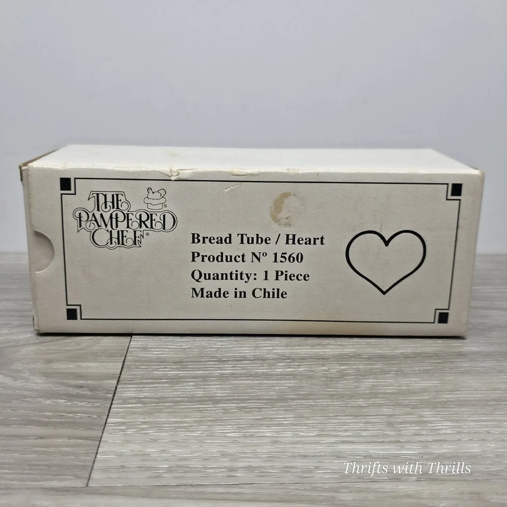 THE PAMPERED CHEF - VALTROMPIA‎ BREAD TUBE - 1560 HEART - In Box With Papers